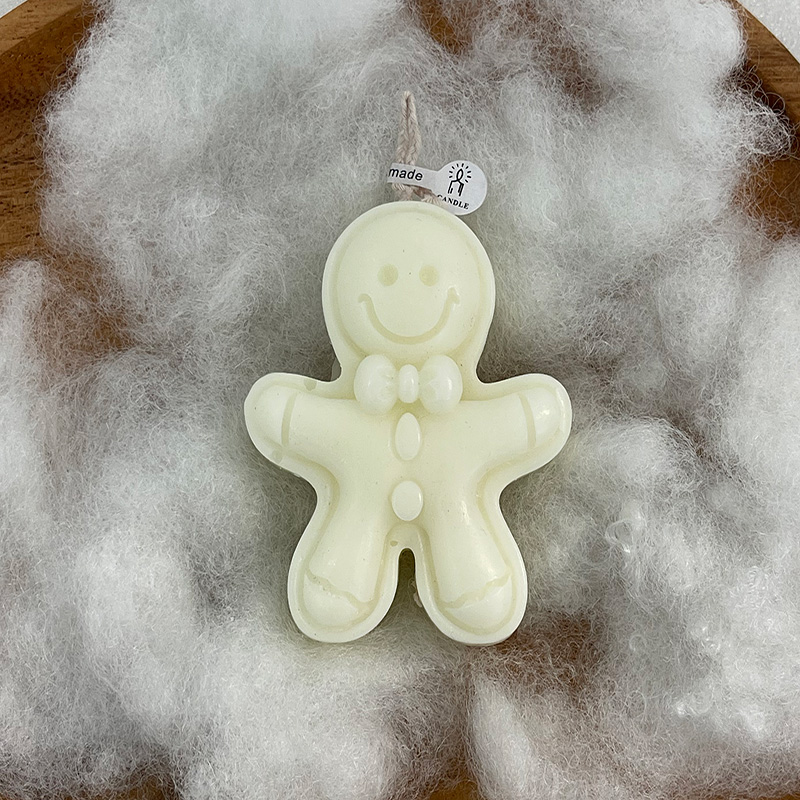 Świąteczna świeca zapachowa o  – Home Fragrance Gingerbread recenzja i cena